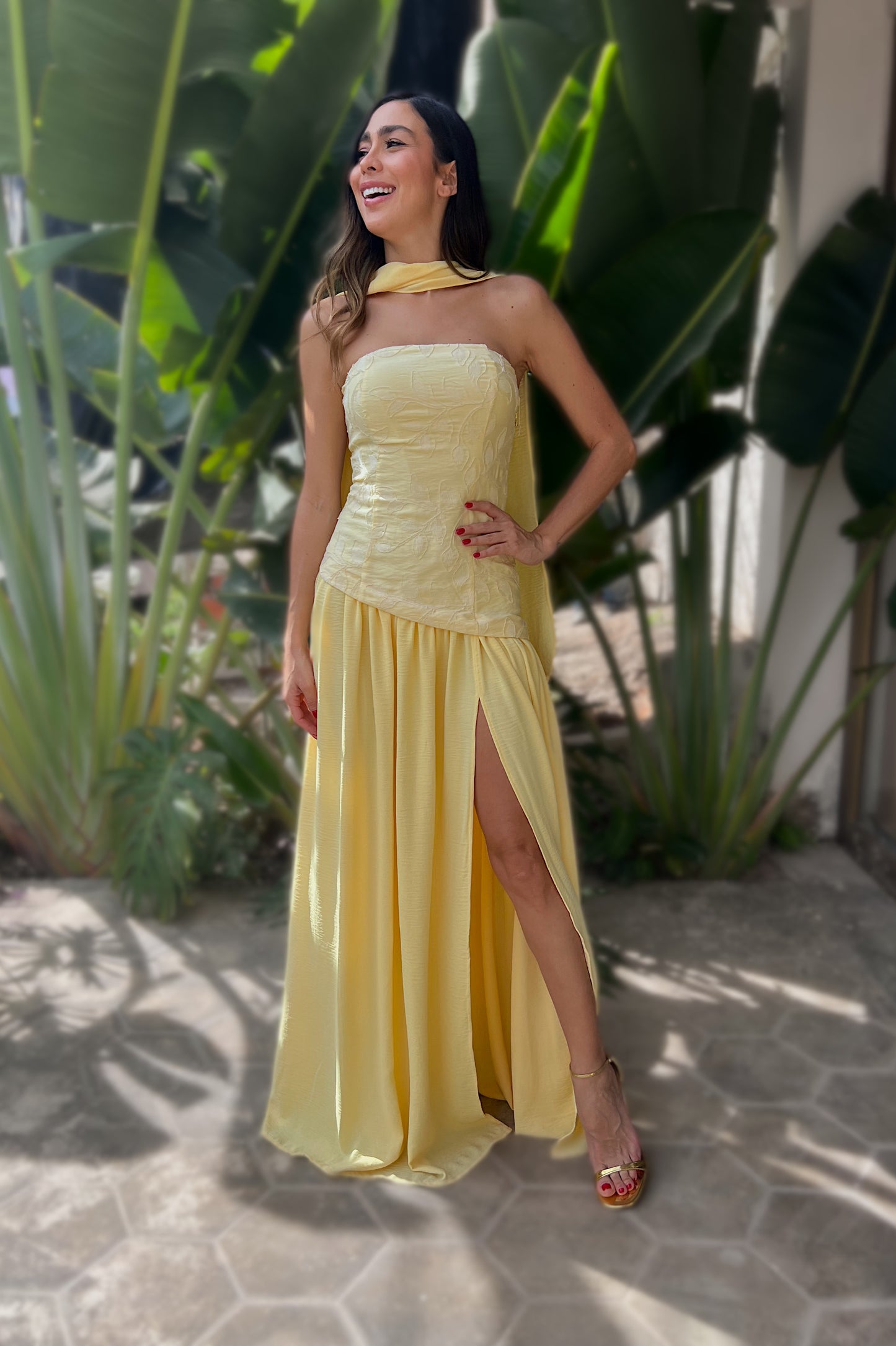 VESTIDO STRAPLE AMA