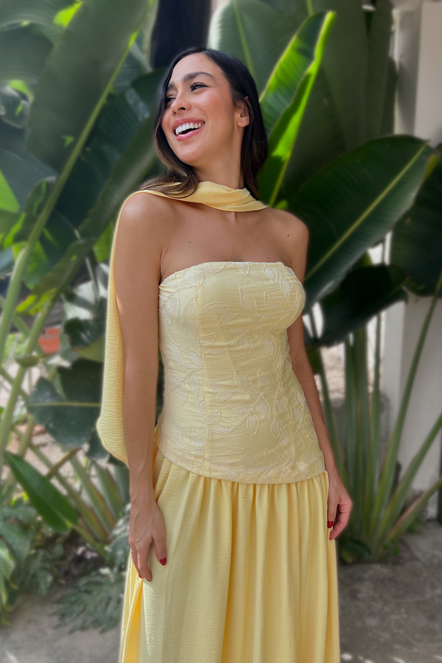VESTIDO STRAPLE AMA